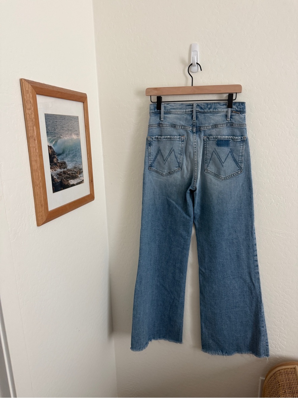 MOTHER Superior The Hustler Roller Fray Jeans - Picture 4 of 6